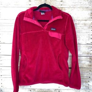 Red Patagonia snap T size medium